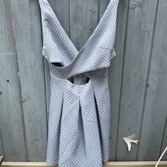 Zara heart dress - Picture 2 of 2